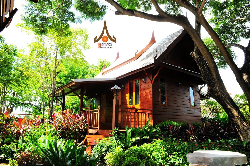Sunlove Resort And Spa - Grand View นครปฐม ภายนอก รูปภาพ